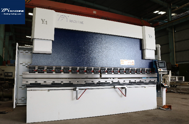 ZFY WE67K- Prensa plegadora CNC eléctrica-hidráulica 135ton × 4000mm 4+1 ejes con controlador DA-53T